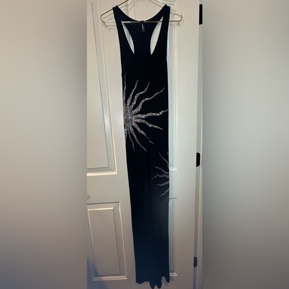 Yahada Black Tank Dress with Silver Sunburst Design - Picture 1 of 4